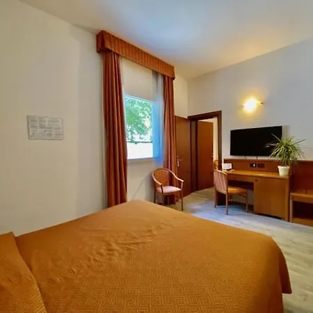 Garibaldi Hotell